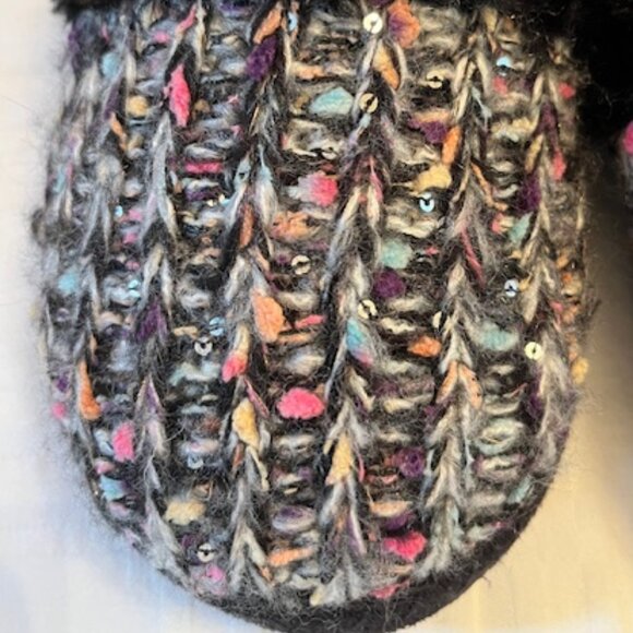 NEW-SECRET TREASURES | Women's Knit Slippers Faux Fur Lining Sequin Accents - Picture 5 of 9